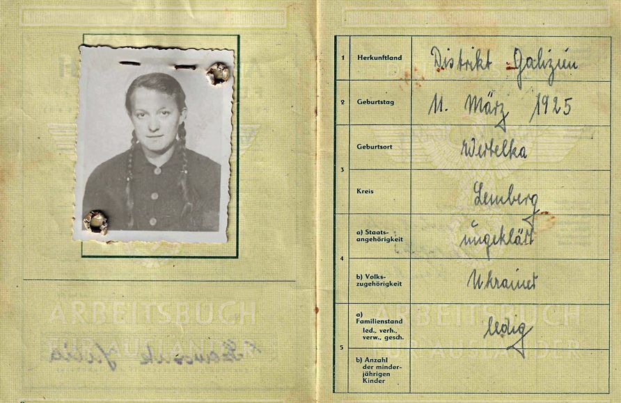 Frau Schevtschuk war nach eigenen Angaben von Juli 1942 bis Juni 1945 als landwirtschaftliche Arbeiterin bei einer Familie in Landsweiler eingesetzt. 1948 wanderte sie über Bremerhaven nach Kanada aus. Foto: Historischer Verein